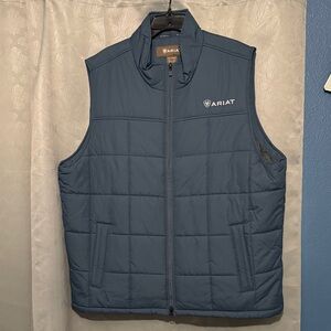 Ariat Men's Navy Quilted Vest